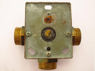 Switchmaster Midi 3-port valve body with seized spindle